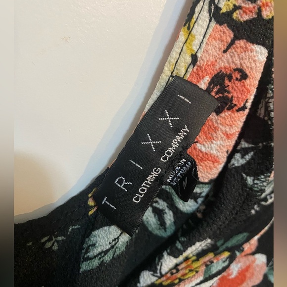 Trixxi Black and Pink Floral patterned short sleeve romper - Picture 6 of 11